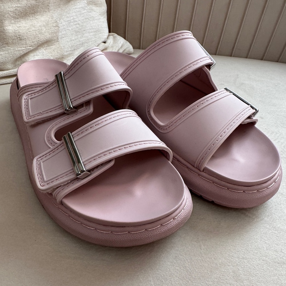 MADDEN GIRL Kingsley Pink Velcro Slides